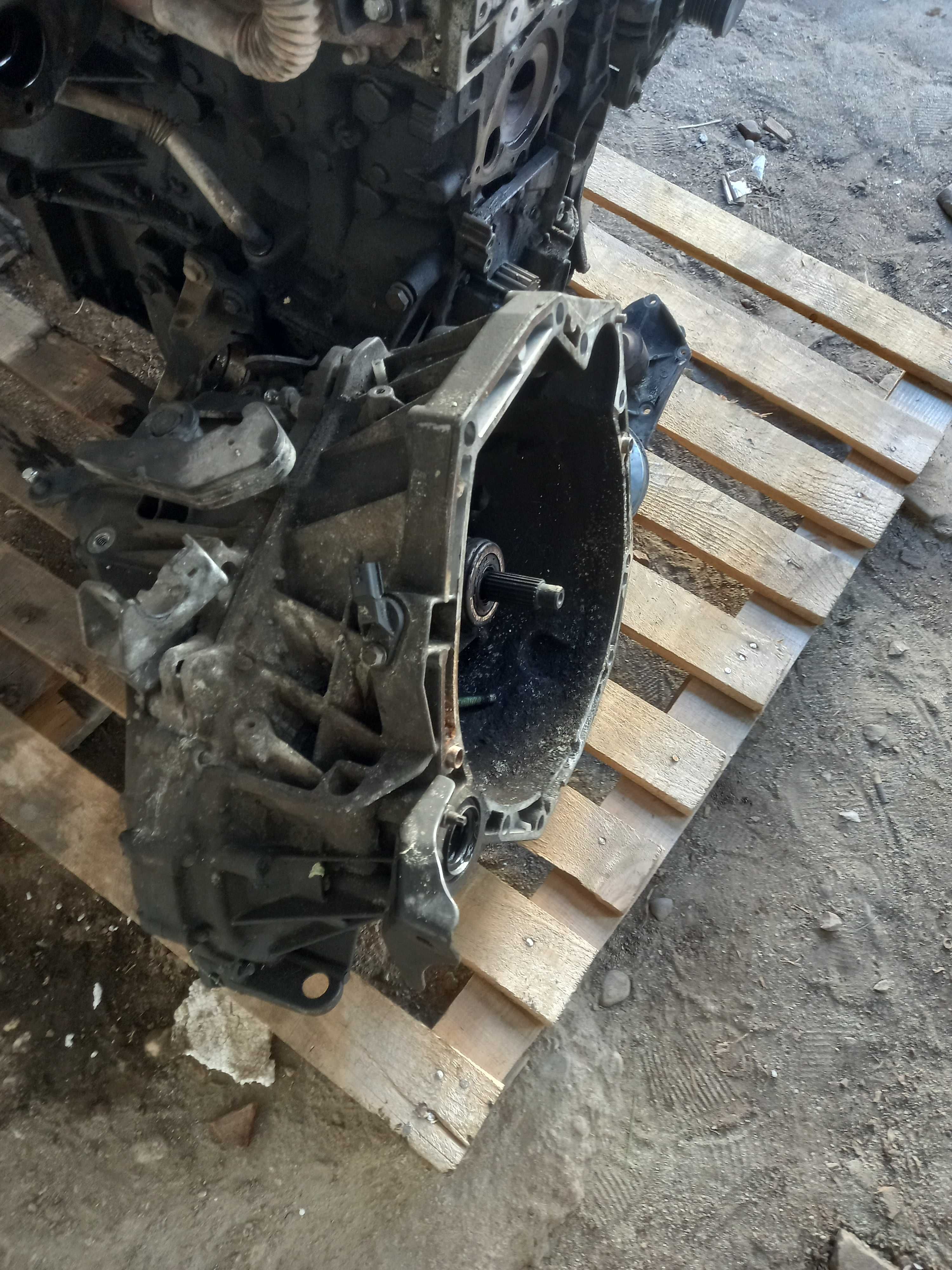 Motor si cutie nissan qashqai 1.5 dci