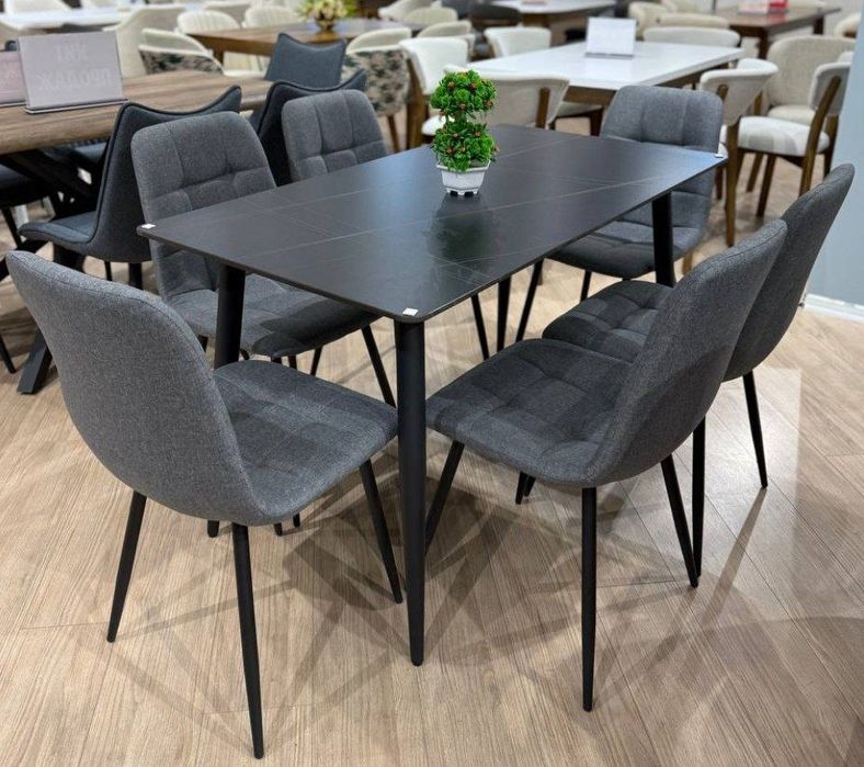 Обеденный стол и стулья по акции