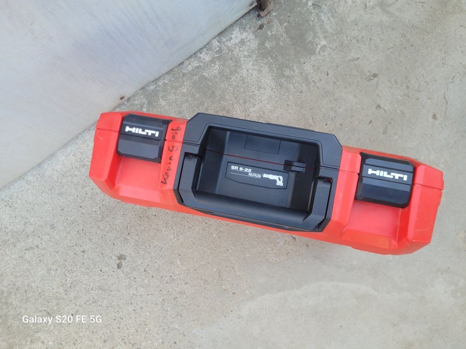 Fierăstrău sabie Hilti Nuron ca nou