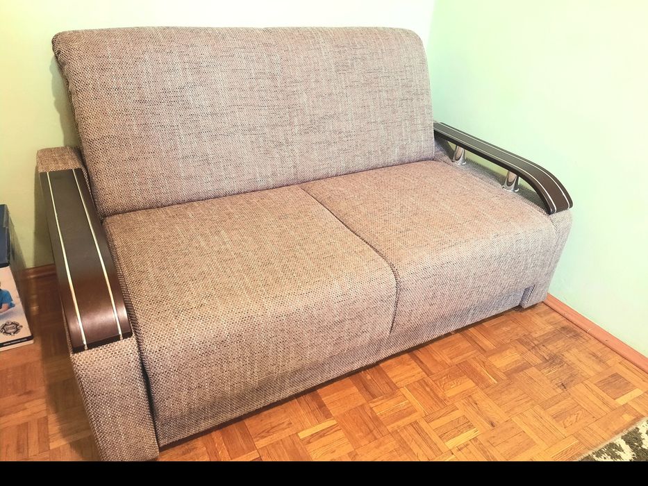 Canapea extensibila, 2 locuri