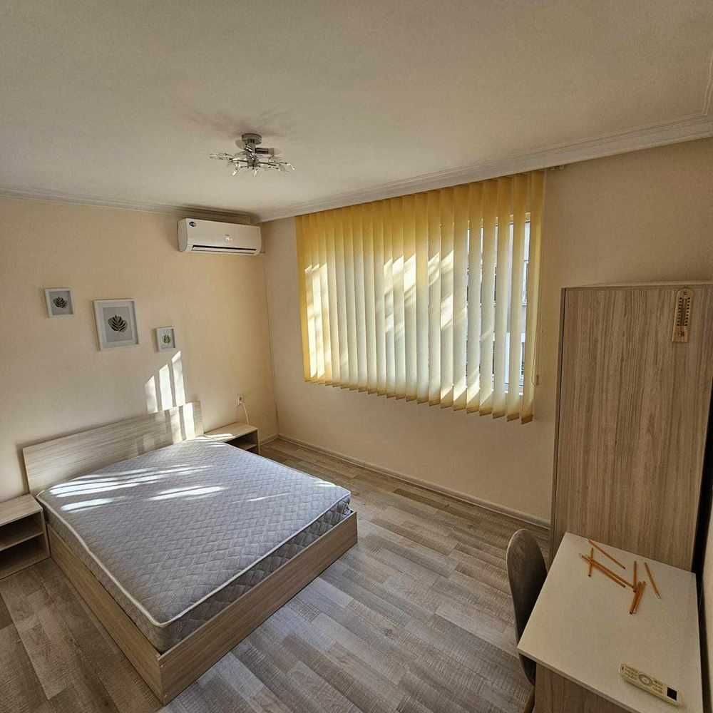 Дава се под наем Тристаен апартамент в София, Лозенец - 90 кв.м за 900 € - Снимка #9