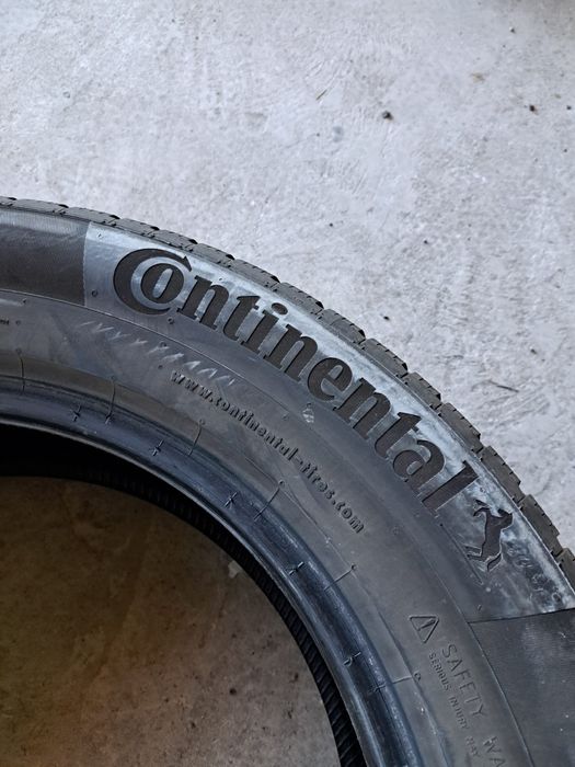 2 anvelope iarnă 235 60 r18 Continental