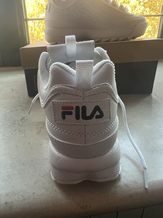 Нови FILA Disruptor 37 дамски маратонки/кецове