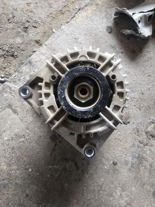 Alternator – Opel Astra H / Zafira B 1.6 16V (Z16XEP) –