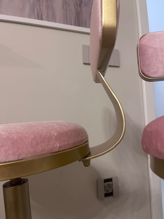 2 регулируеми бар стола – розов велур & злато, дизайнерски