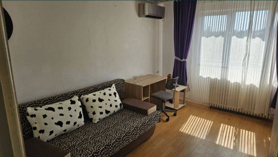 Inchiriez Apartament ursului, Uta,  Arad
