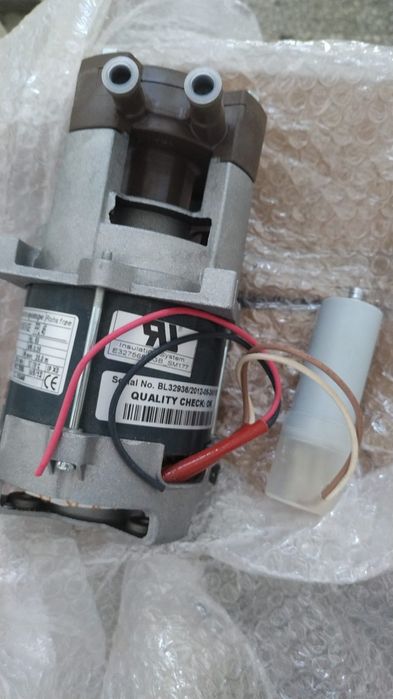 De vanzare pompa presiune Noua .2 bucati