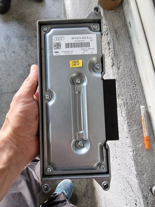 Amplificator sunet audi 4F0910223K