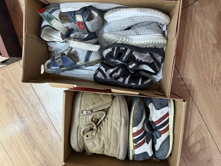 Обувь от 21 до 23 размера отдам