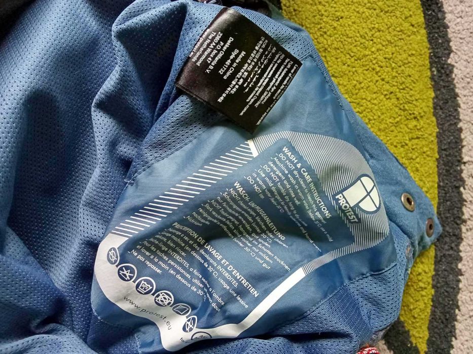 Ски и Сноуборд зимен дамски комплект яке и панталон Protest