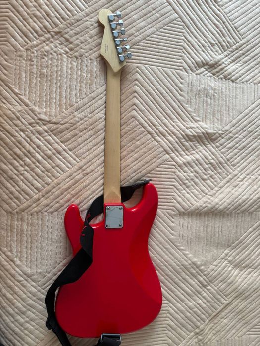 Гитара Fender Stratocaster