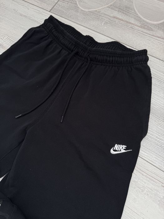Мъжко! Чисто нов оригиналeн анцуг Nike Joggers с прави крачоли