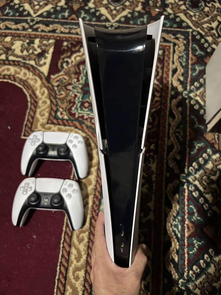 Play Station 5 Slim 1 TB