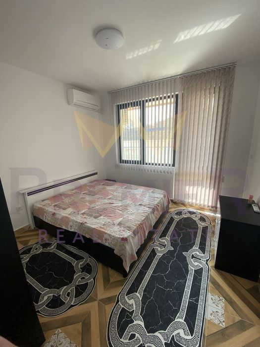 Дава се под наем Двустаен апартамент в Варна, Галата - 61 кв.м за 510 € - Снимка #2