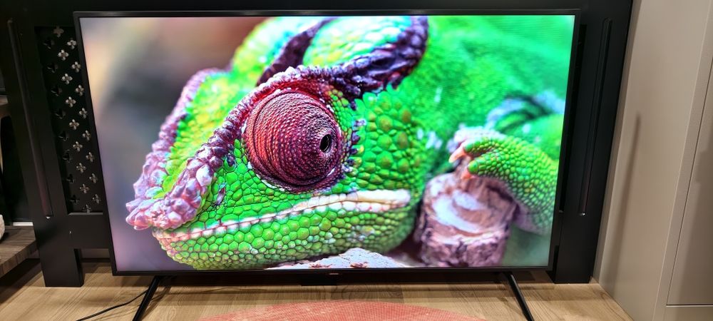 Televizor Samsung QLED 4k UHD 123cm
GLED
Televizor QLED Samsung
QE49Q6