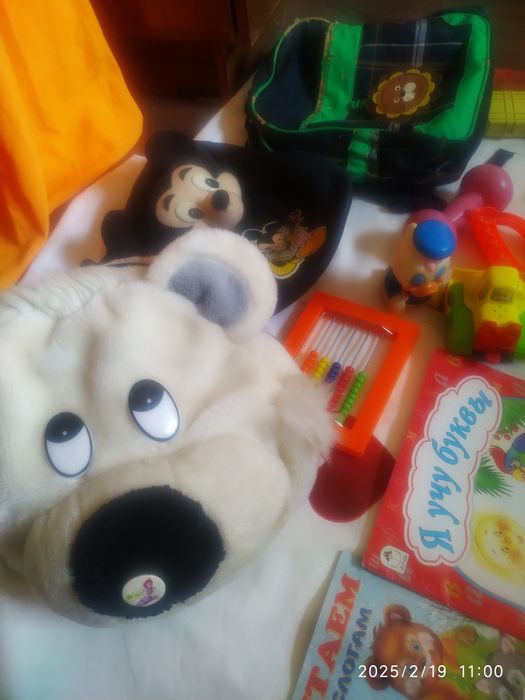Детские вещии,игрушки