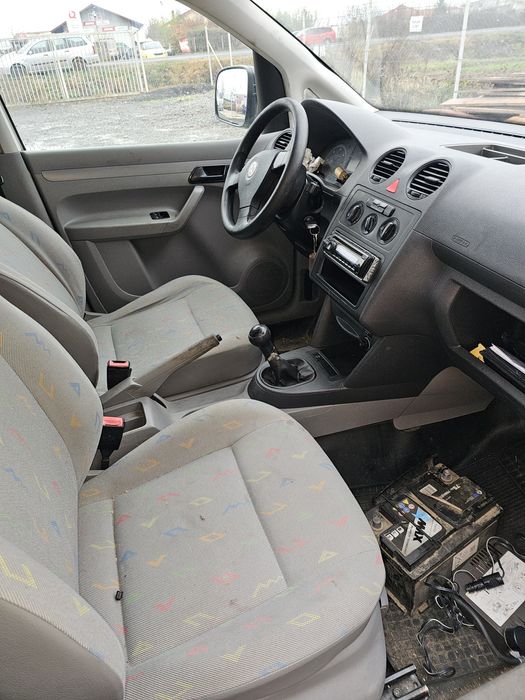 Dezmembrari vand piese vw caddy 2009 alb bls