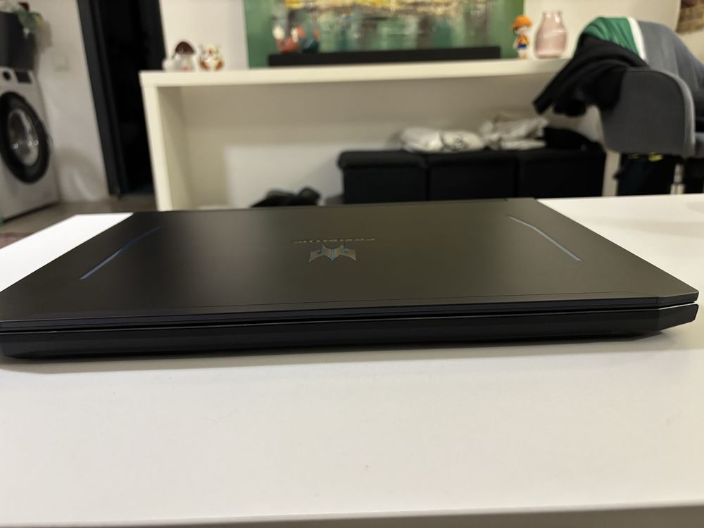 Laptop Acer Predator Helios 300 PH315-52-78SWwhats