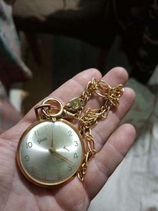 Ceas de buzunar mecanic perfect functional suflat cu aur