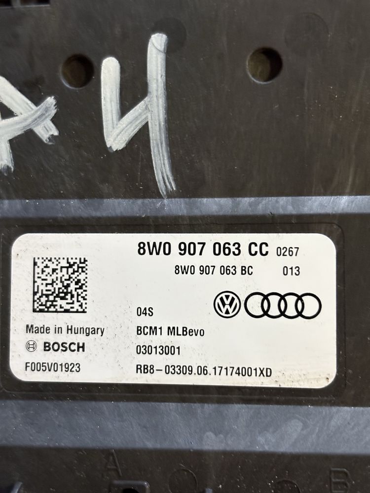 Audi A4 B9 BCM1 Комфорт Модул