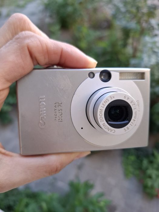 Компактен дигитален фотоапарат CANON DIGITAL IXUS 70