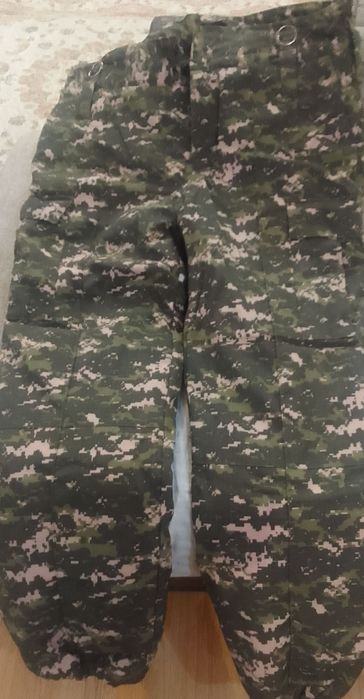 Зимние теплые мужские штаны отличного качества