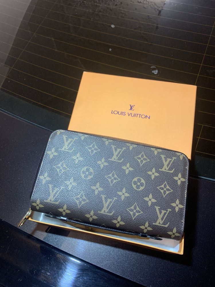 Zippy Wallet Louis Vuitton Портфейл