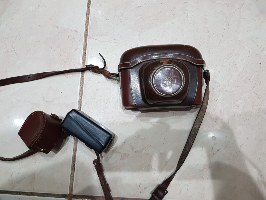 Стар фотоапарат Zeiss Ikon Contina