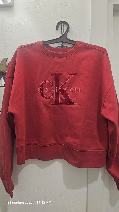 Новый костюм Celvin Klein