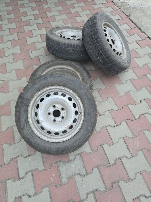 Roti iarna complete 195 65 R15 Dunlop + Anvelope vara