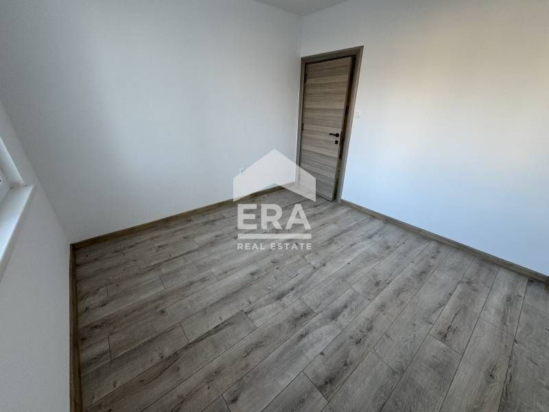 Продава се Тристаен апартамент в Варна, Лятно кино Тракия - 92 кв.м за 2337 €/кв.м - Снимка #9