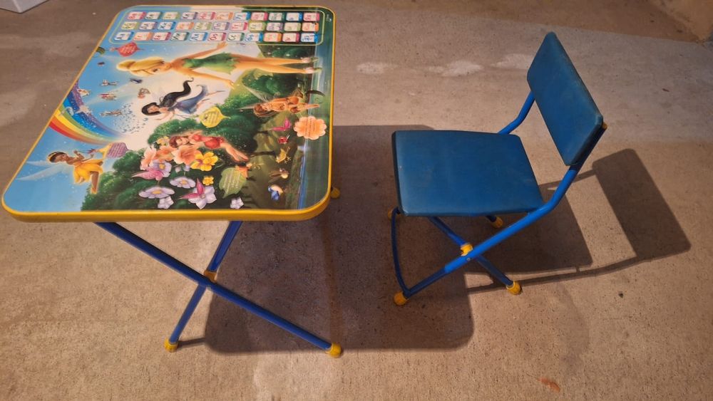 Парта со стульем