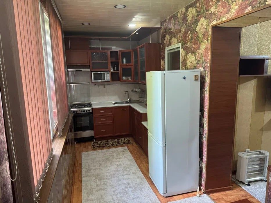 Срочно ! Продается 1в2 комнатная квартира — Ц 4 — Ардус — 43 м²