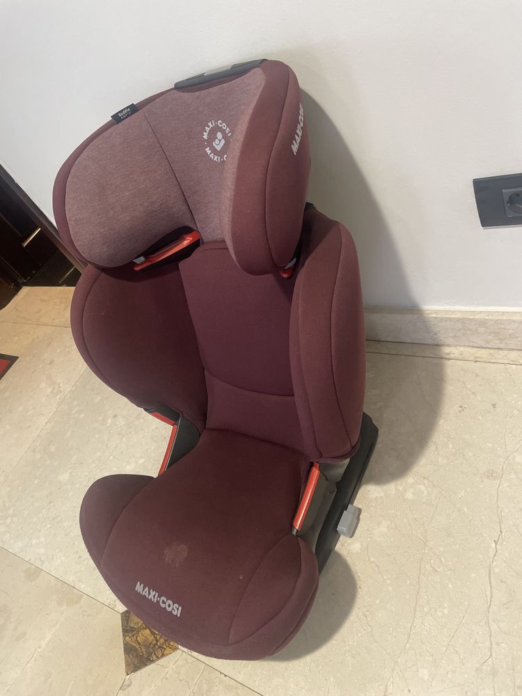 Scaun auto maxi cosi isofix stare perfecta