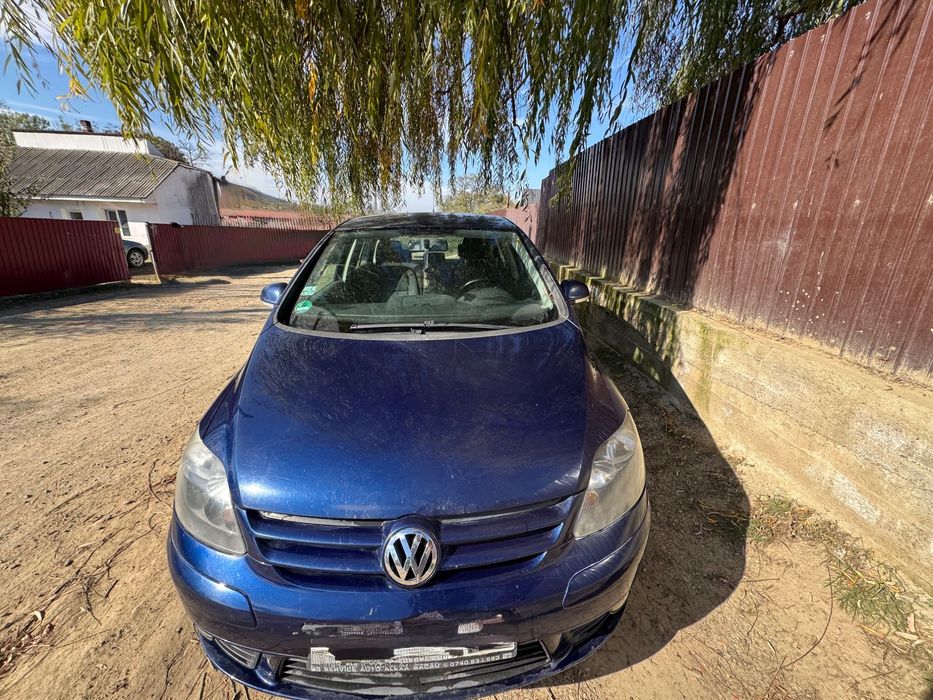 Vând wv golf 5 plus