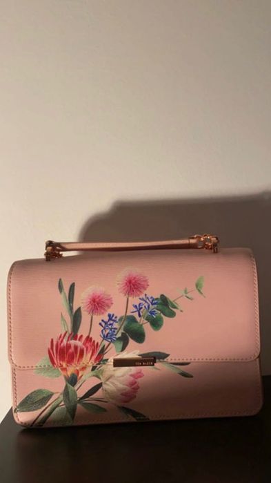 Gentuța Ted Baker originala