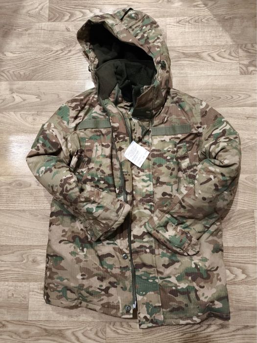 Зимний утеплённый костюм камуфлированный, новый, размер 96-170,