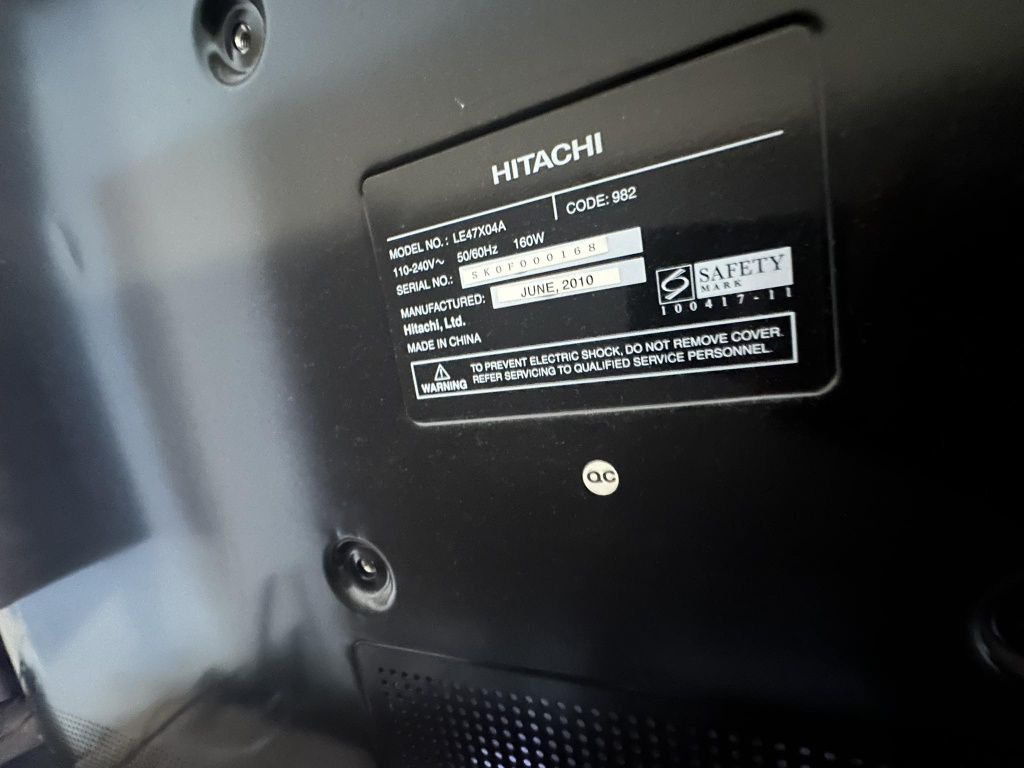 Лед телевизор HITACHI 47" закупен от Германия