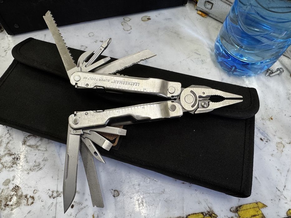 Leatherman super tool 300