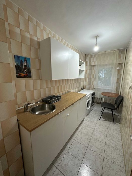 Garsonieră decomandată Militari 41mp (cu balcon) PROPRIETAR