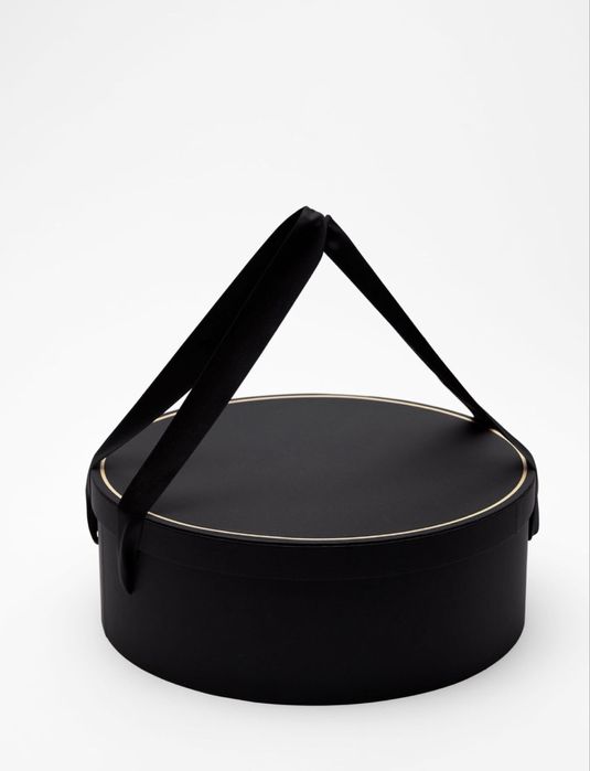 Palarie Fetru - noua.  Zara - cadou premium