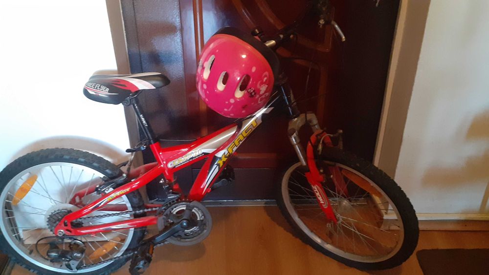 Vand bicicleta   copii 6-14  ani