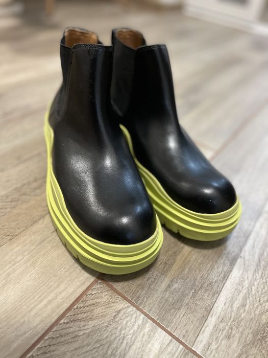 Ghete dama Bottega Veneta