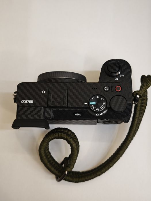 Новый Sony A6700+объектив 16-55G (пробег 529)