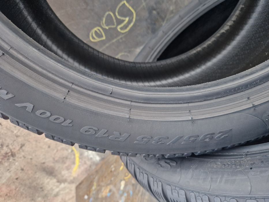 2 Anvelope Pirelli 295 35 R19 M+S