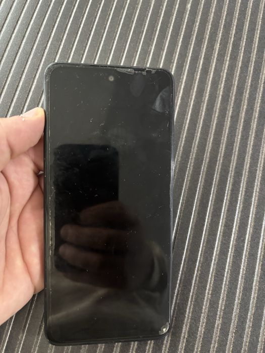 Telefon OPPO model A80 5G