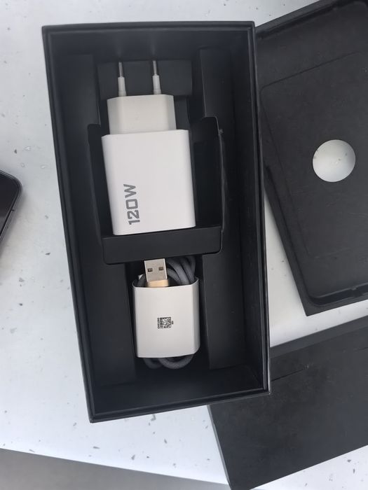 Huawei mate 50 8gb RAM 256 Rom