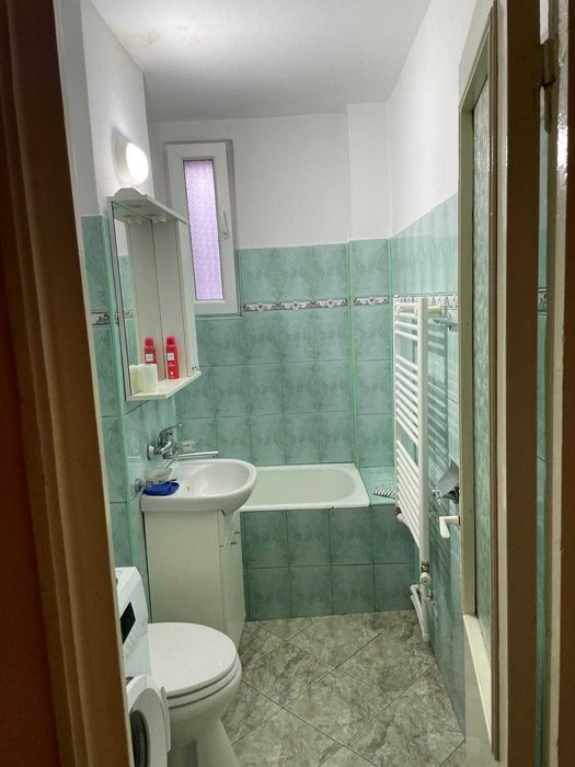 Garsoniera de închiriat