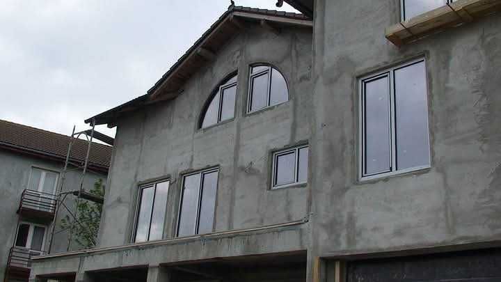 Finisaje interioare exterioare