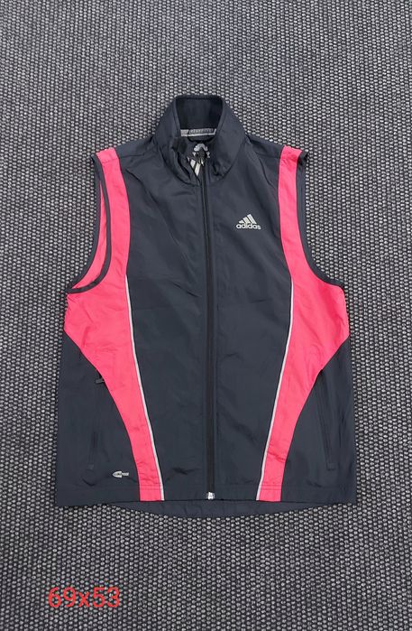 Adidas шушляков елек S размер